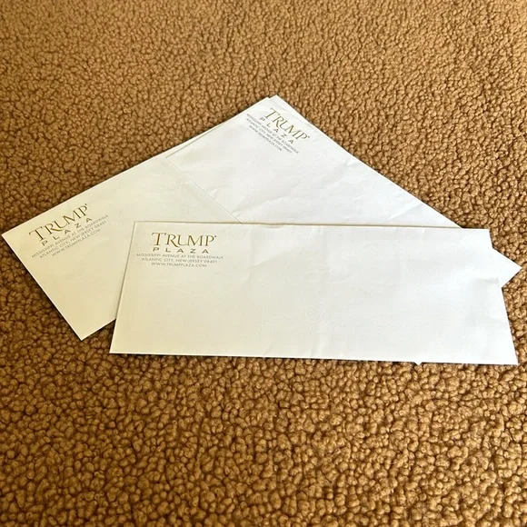 TRUMP Plaza Vintage Letter Size Envelopes - Picture 3 of 7